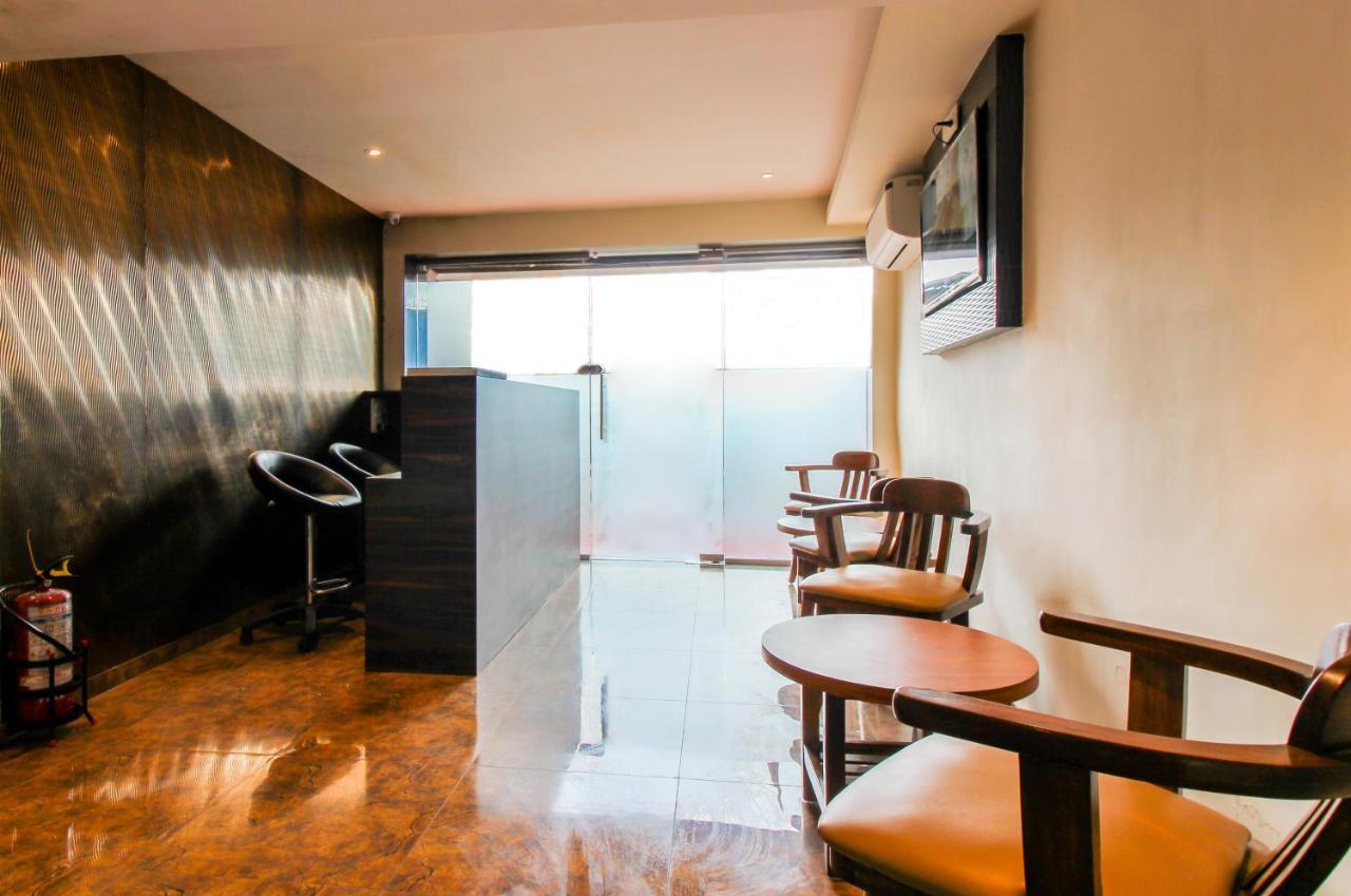 Hygeinic Airport Dormitory Near By Bom Albergue Bombay Exterior foto